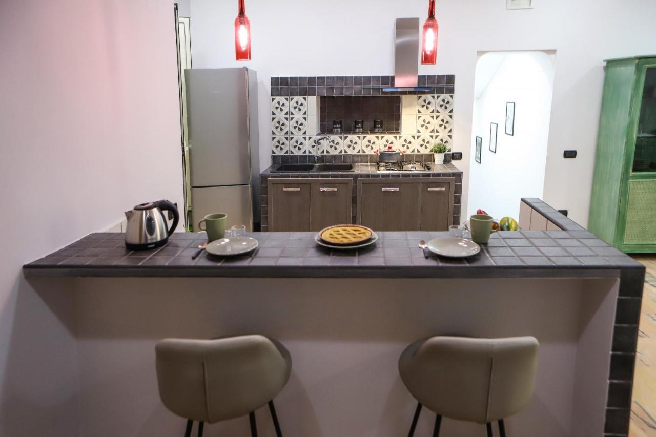 Modern Apartment At Piazza Del Gesu' By Wonderful Italy 나폴리 외부 사진
