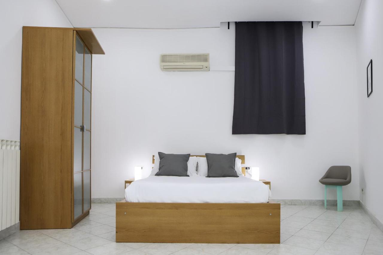 Modern Apartment At Piazza Del Gesu' By Wonderful Italy 나폴리 외부 사진